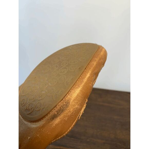 Michael Kors Womens Slip On Leather Flat Shoe Tan Size 10 - Picture 4 of 14